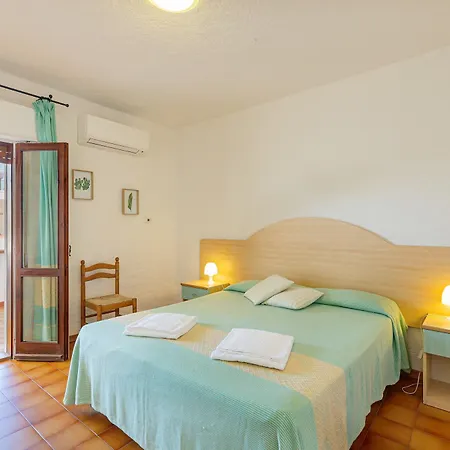 Mare Blue Hotel