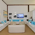 Mare Blue أولبيا