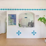Mare Blue أولبيا
