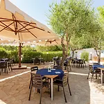 فندق Mare Blue أولبيا